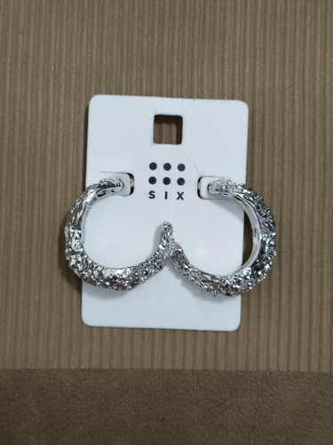 گوشواره طرح ماه دفرمه